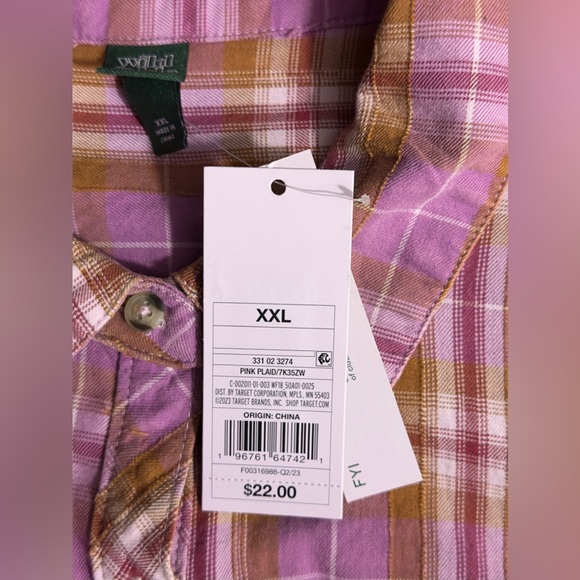 Wild Fable Women’s Pink Plaid Cropped Over-Sized Frayed Edge Flannel Shi… - Picture 10 of 11